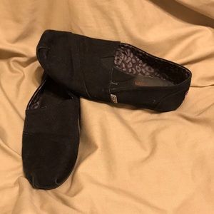 Black Bobs size 8